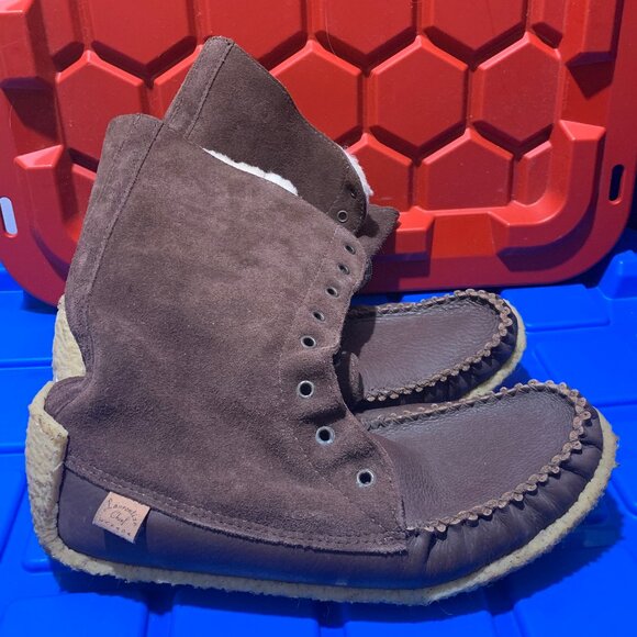 HANDCRAFTED LAURENTIAN CHIEF LEATHER SHEEPSKIN LINED BOOTS SIZE 10 - Picture 3 of 9